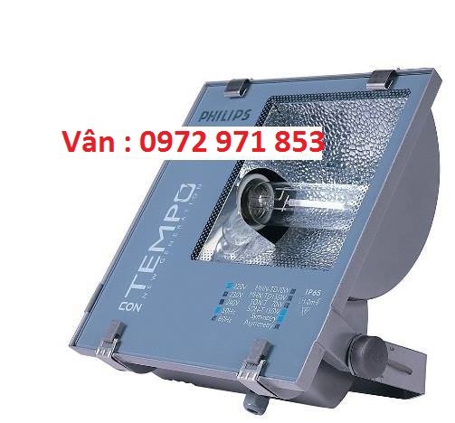 bộ đèn sân bóng đá 400w.jpg