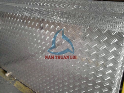 Tấm nhôm chống trượt