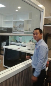 cửa chống muỗi tự cuốn dọc , cửa lưới xếp 