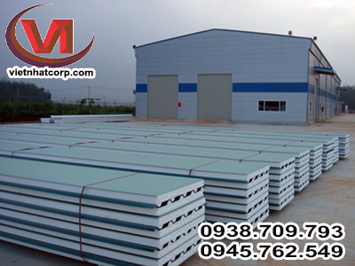 Tôn panel cách nhiệt , tôn mát tôn lạnh chống nóng nhà xưởng giá rẻ