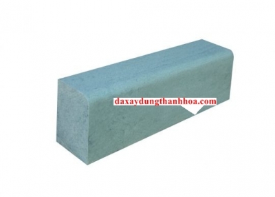 Đá bó vỉa xanh rêu cao cấp